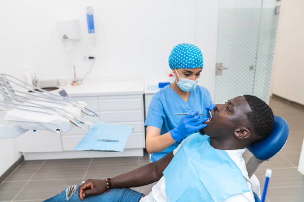 Best Tooth Infection Emergency Dentist  in Ttapoisett Center, MA